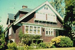 A pure shingle-style chalet house